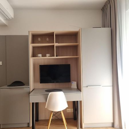 Aparthotel In Warsaw Very Close To The City Center, Free Underground Parking, Wifi, Air Conditioning, Balcony Εξωτερικό φωτογραφία
