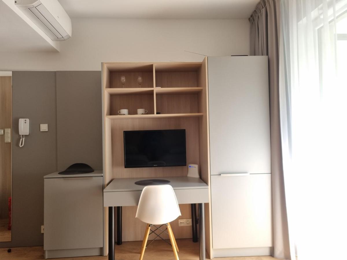 Aparthotel In Warsaw Very Close To The City Center, Free Underground Parking, Wifi, Air Conditioning, Balcony Εξωτερικό φωτογραφία